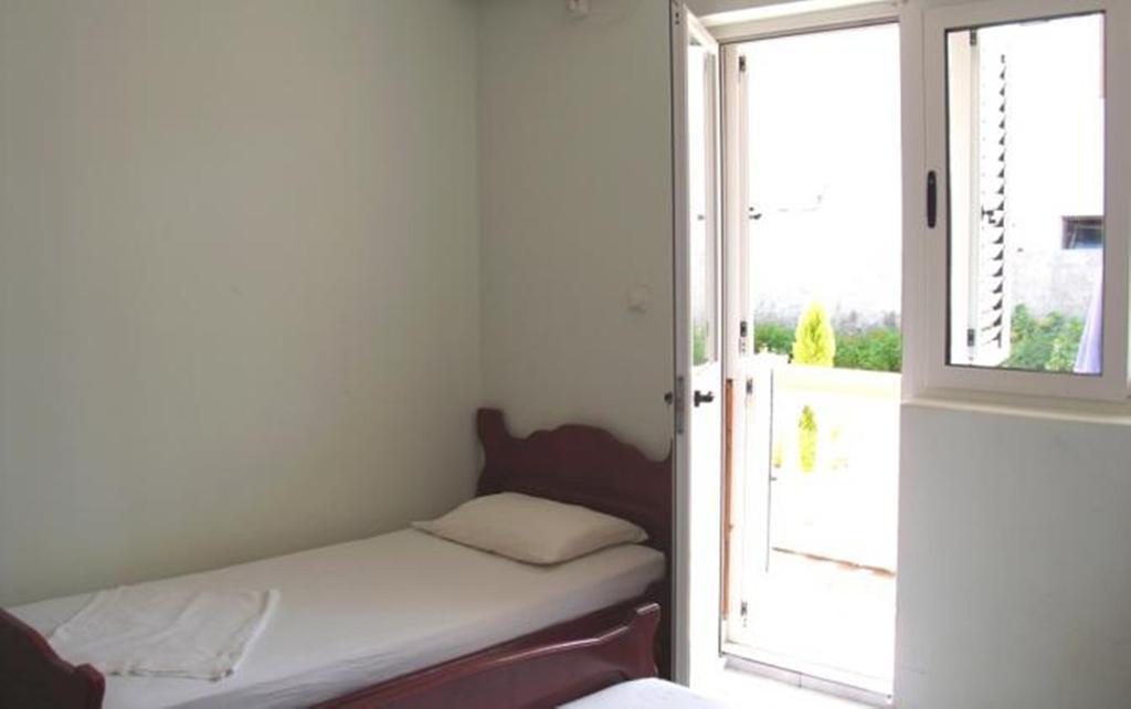 Di Vincenzo Inn Ulcinj Rom bilde